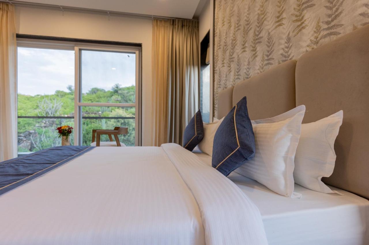 Suramya-A Luxury Boutique Hotel ウダイプル エクステリア 写真